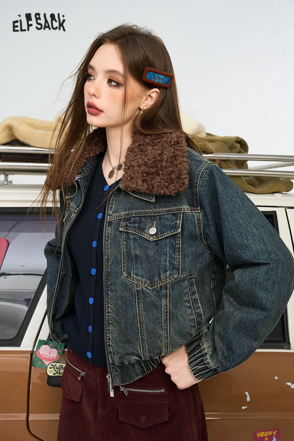 ELFSACK 2024 Winter New Arrivals Women's Retro Blue Denim Jacket with Fur Collar and Contrast Color