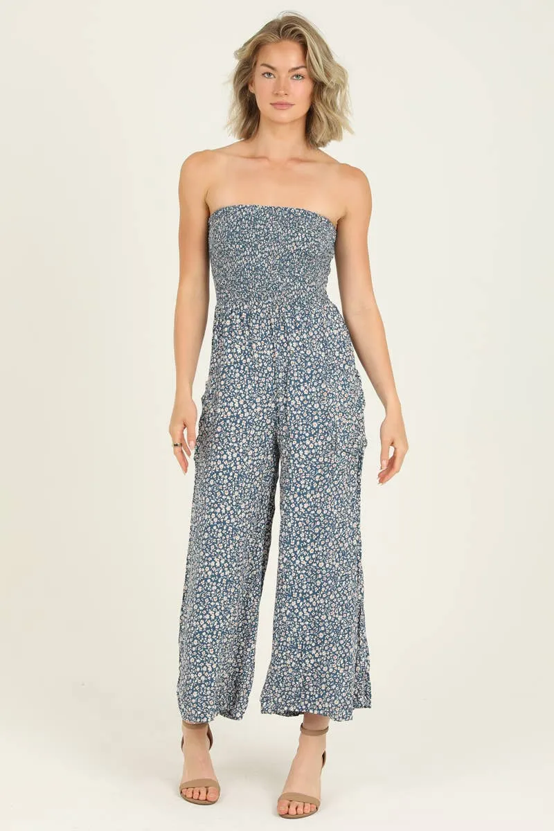 Gorgeous strapless jumpsuit, we are obsessed!