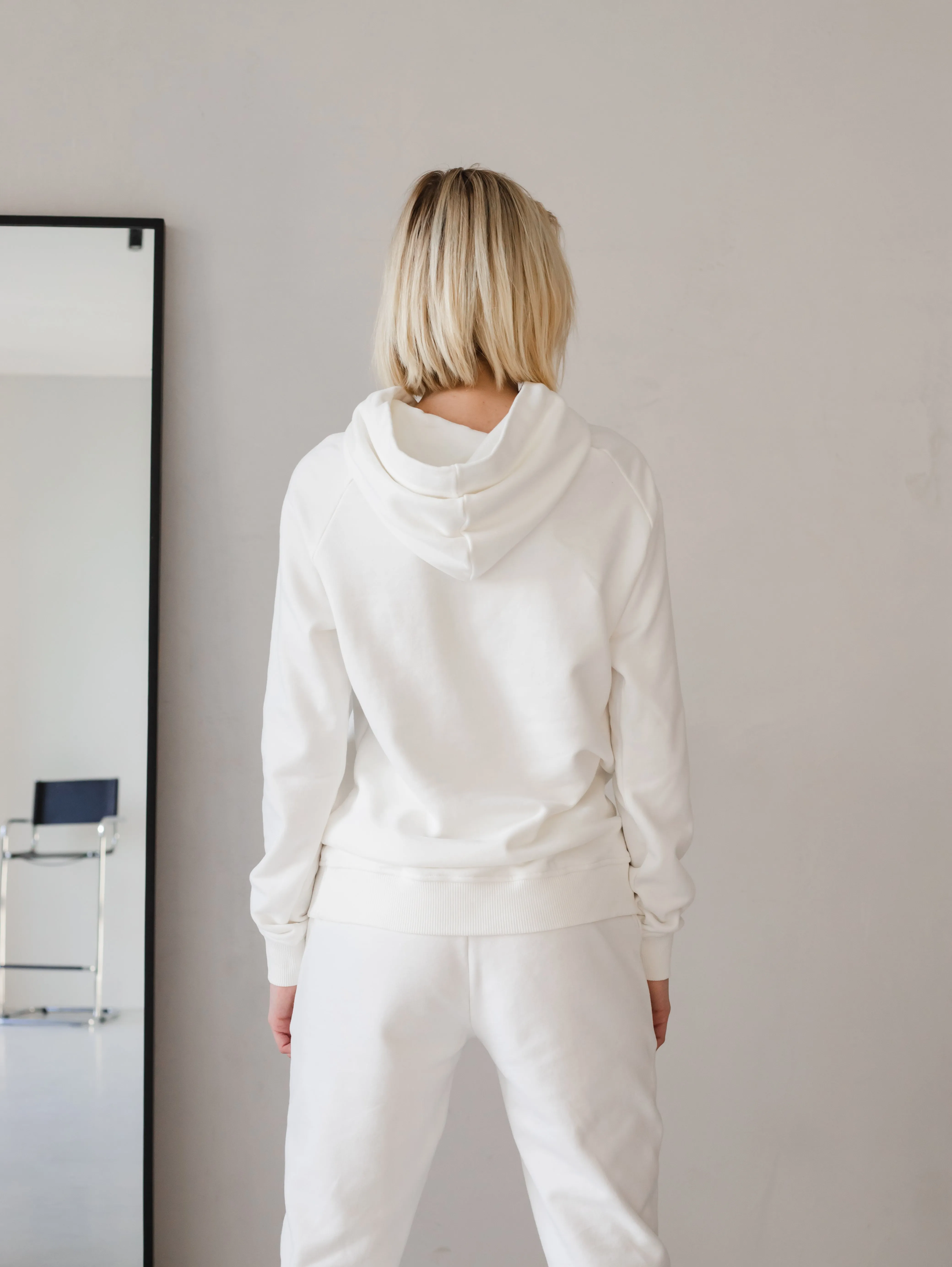 White (Milk) Joggers – The Ultimate Cozy Essential