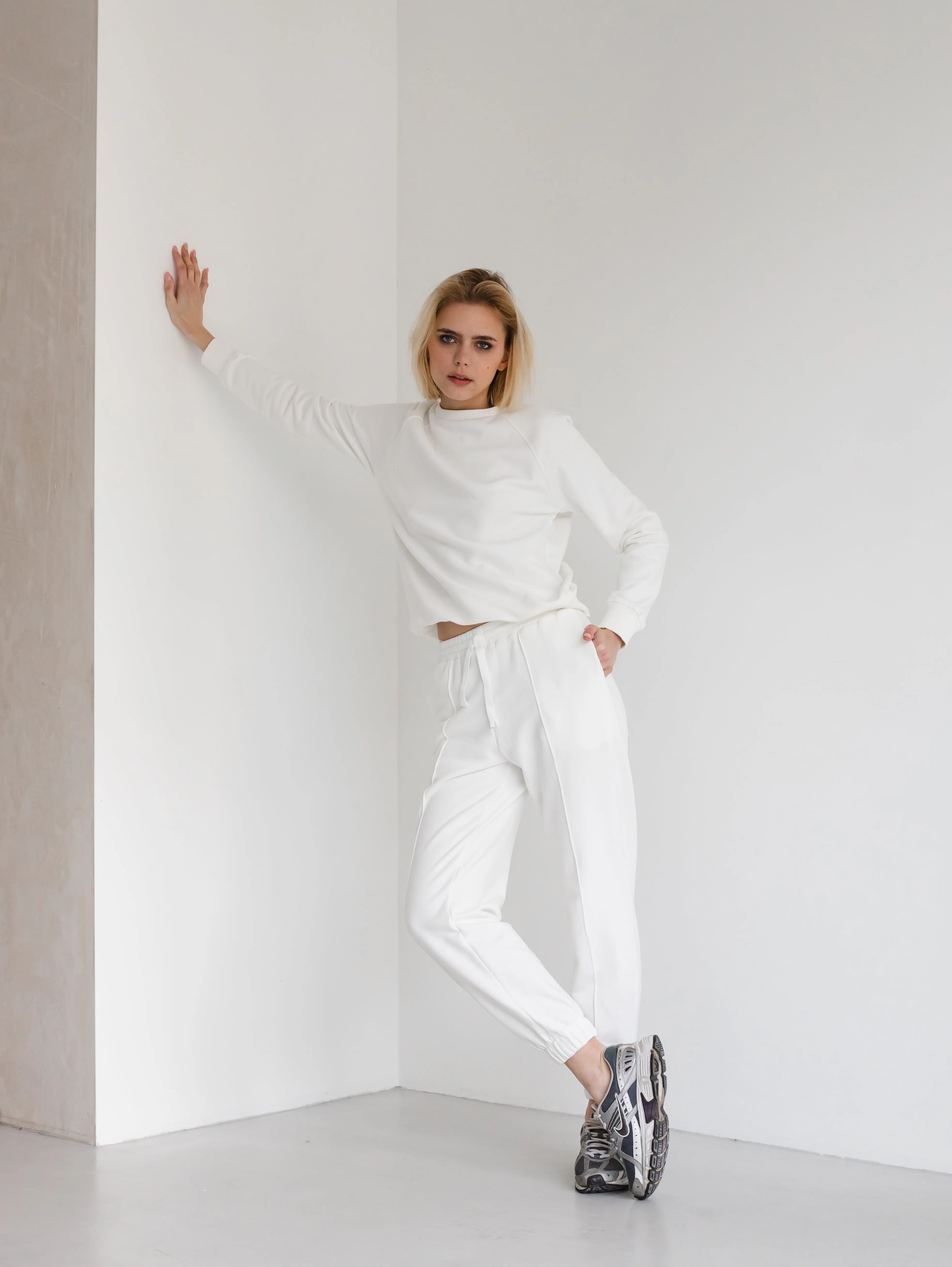 White (Milk) Joggers – The Ultimate Cozy Essential